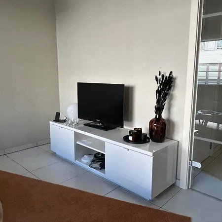 Huswell- Spacious 3-bedroom Duplex