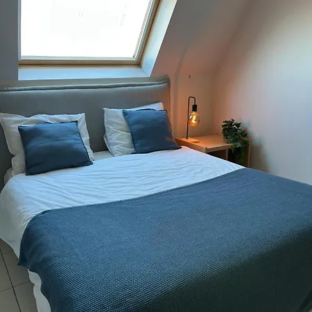 Huswell- Spacious 3-bedroom Duplex Oostende